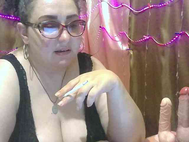 MadamKatyusha webcam