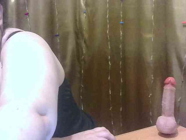 MadamKatyusha webcam