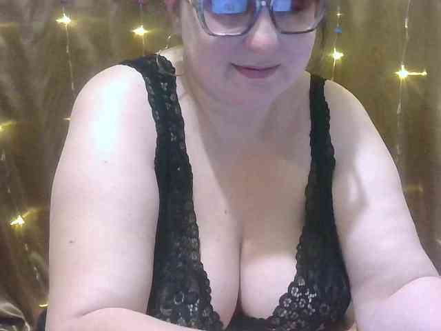 MadamKatyusha webcam