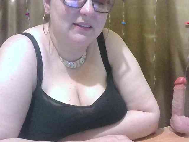 MadamKatyusha webcam