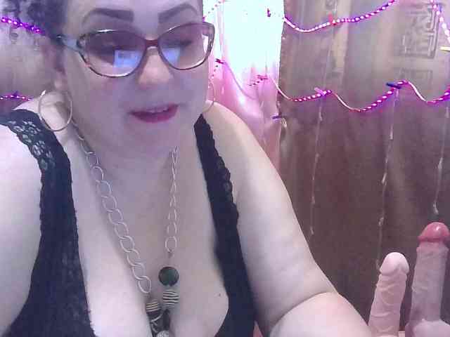 MadamKatyusha webcam