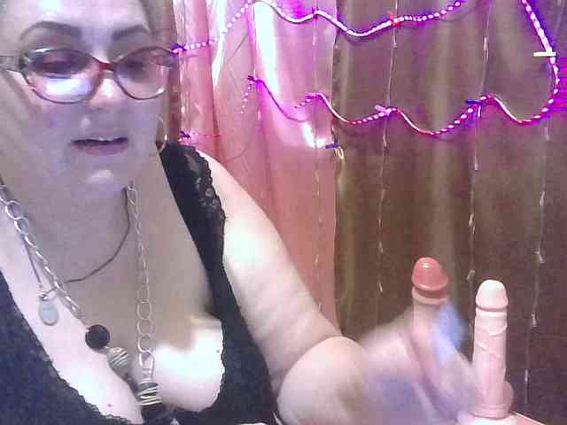 MadamKatyusha webcam