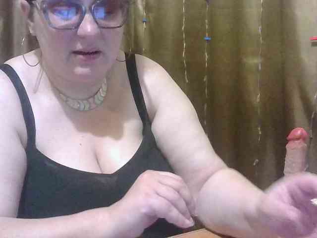 MadamKatyusha webcam