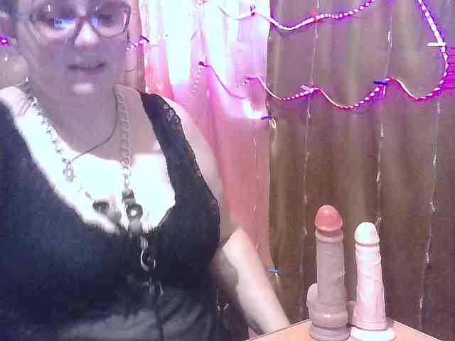 MadamKatyusha webcam