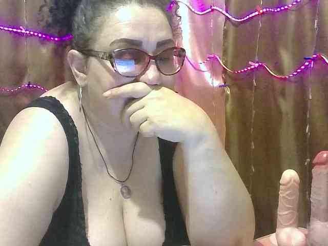 MadamKatyusha webcam