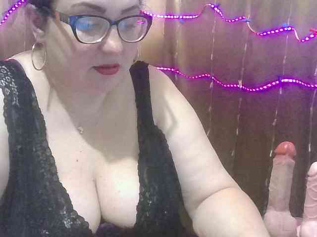 MadamKatyusha webcam