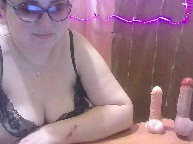 MadamKatyusha webcam