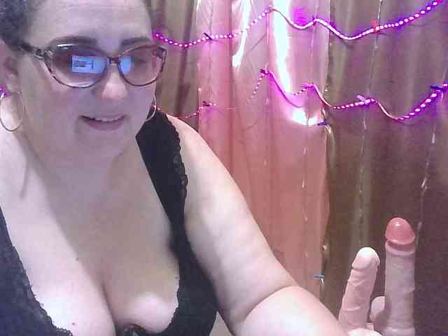 MadamKatyusha webcam