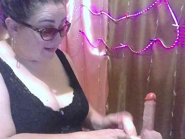 MadamKatyusha webcam