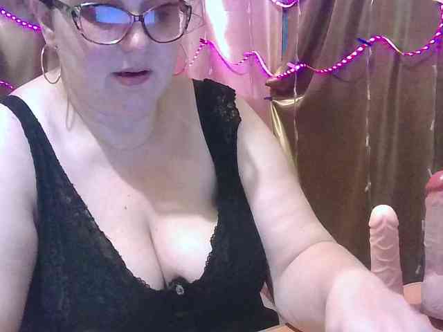 MadamKatyusha webcam