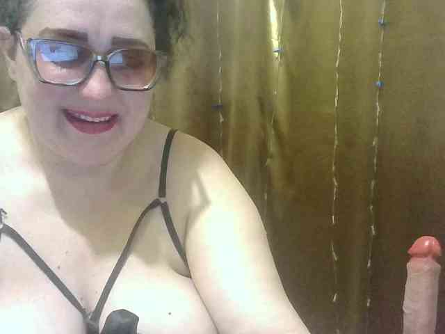 MadamKatyusha webcam