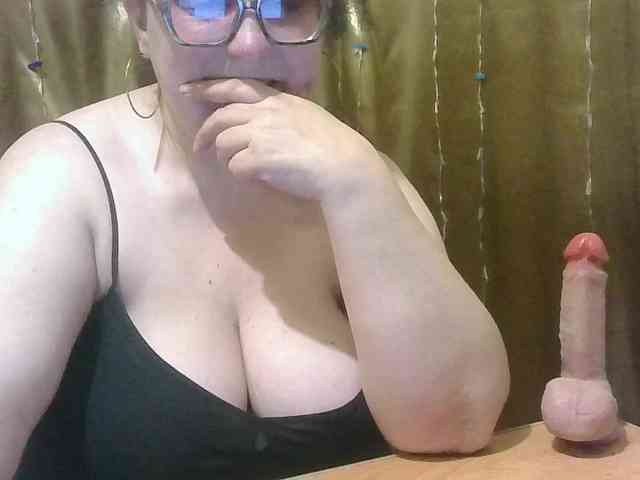 MadamKatyusha webcam