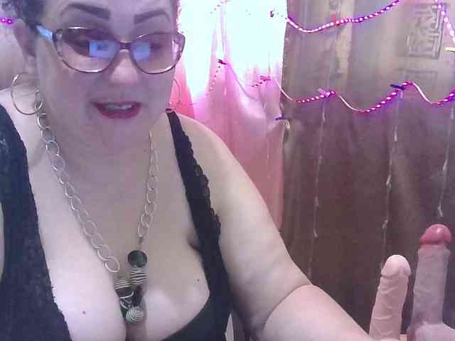 MadamKatyusha webcam