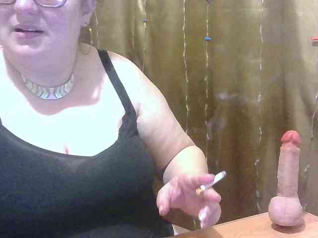 MadamKatyusha webcam