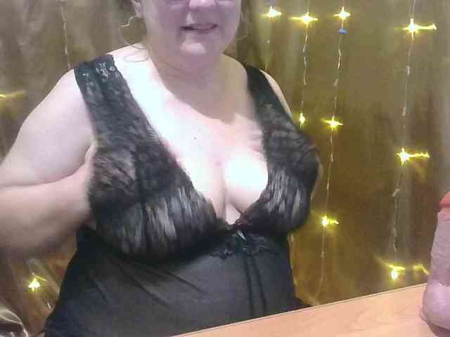 MadamKatyusha webcam