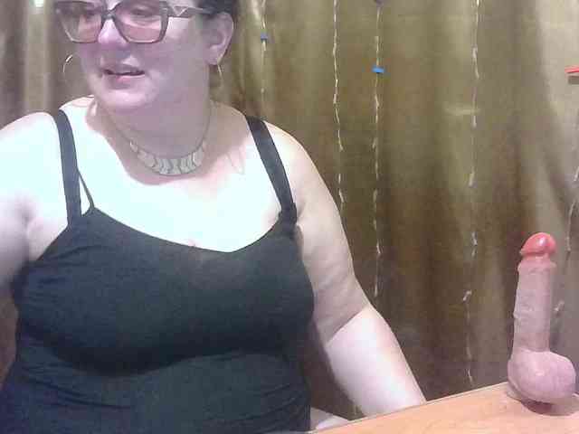 MadamKatyusha webcam