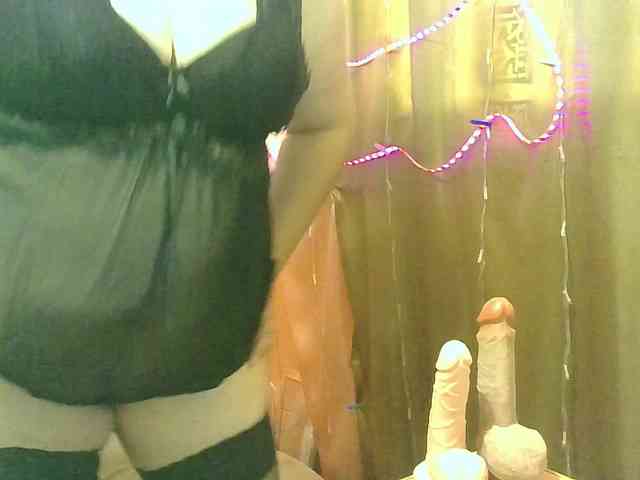 MadamKatyusha webcam