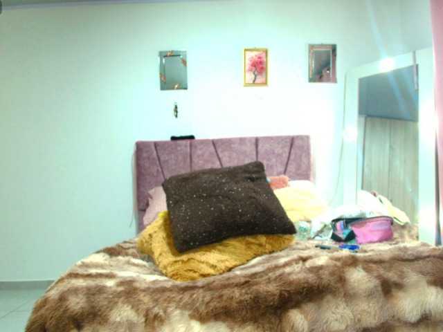 cristaluna live cam on BongaCams