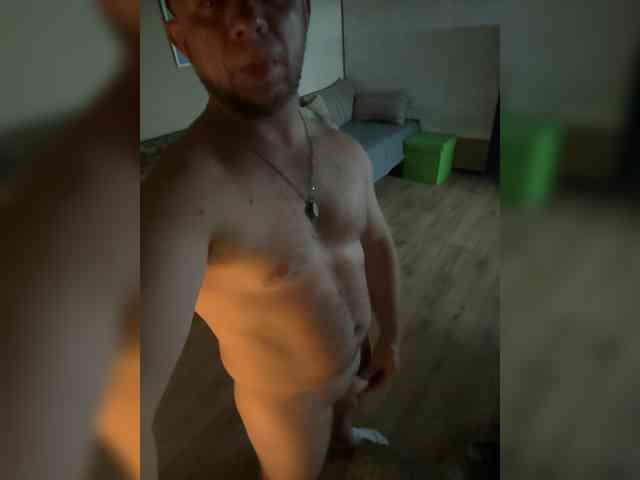 Oleksandr34-1 Live Webcam on BongaCams