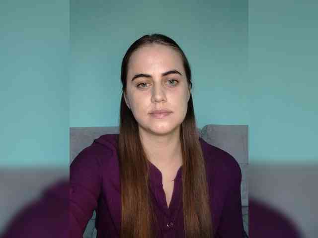 Ylia999 webcam