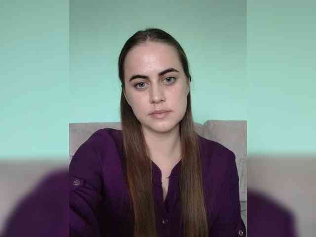 Ylia999 webcam
