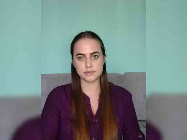 Ylia999 webcam