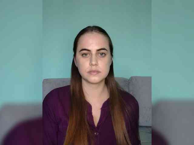 Ylia999 webcam