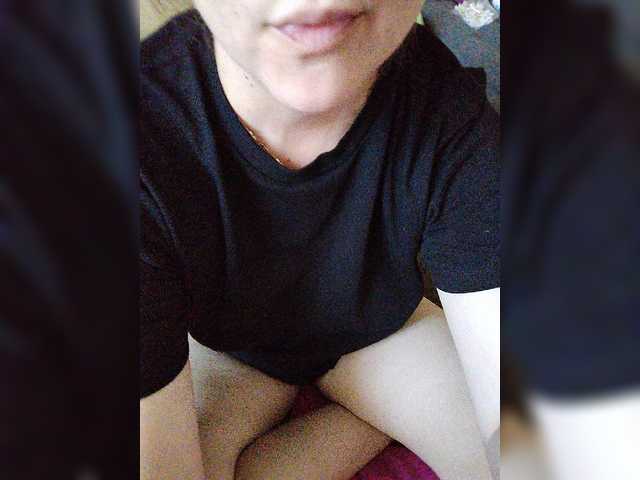 Vikki-vik live cam on BongaCams
