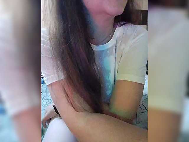 Vikki-vik live cam on BongaCams