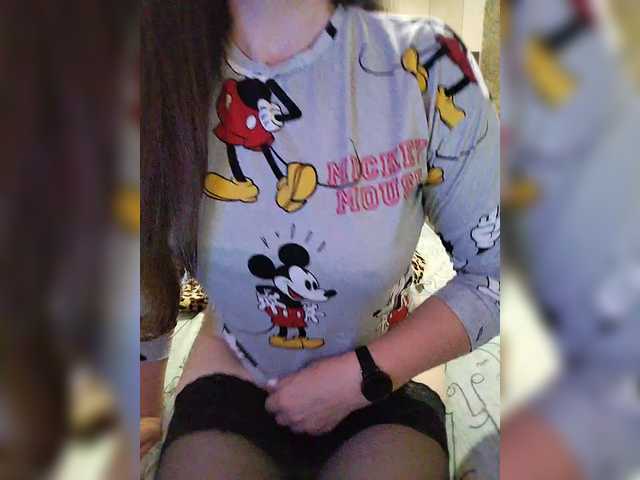 Vikki-vik live cam on BongaCams