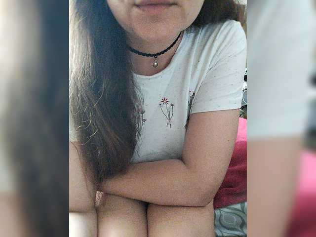 Vikki-vik live cam on BongaCams