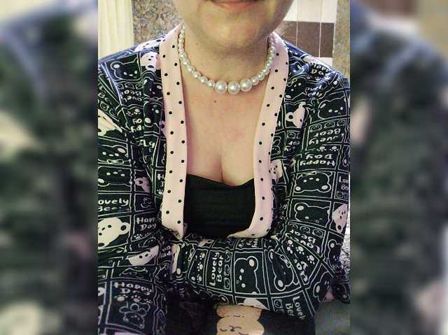 Vikki-vik live cam on BongaCams