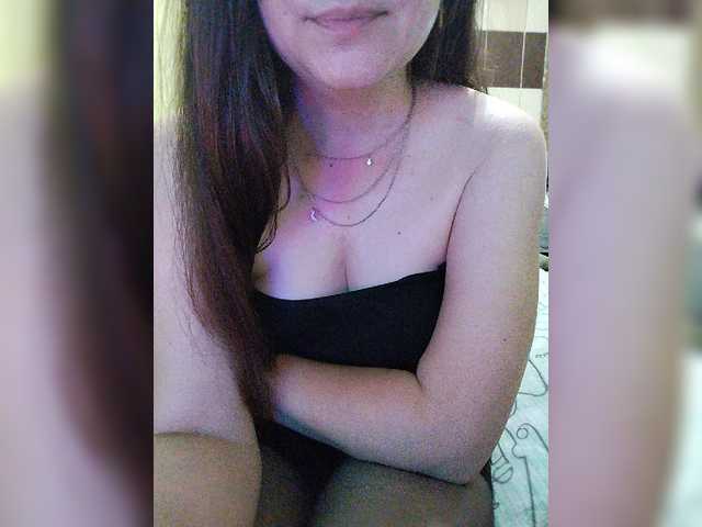 Vikki-vik live cam