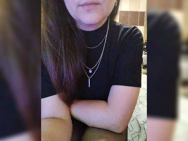 Vikki-vik live cam on BongaCams