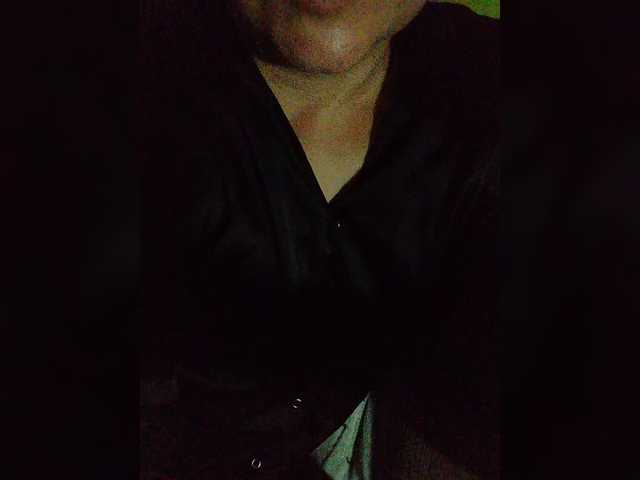 Vikki-vik live cam on BongaCams