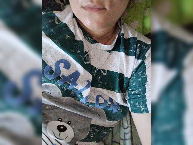 Vikki-vik live cam on BongaCams