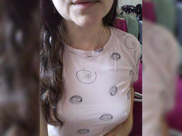 Vikki-vik live cam on BongaCams