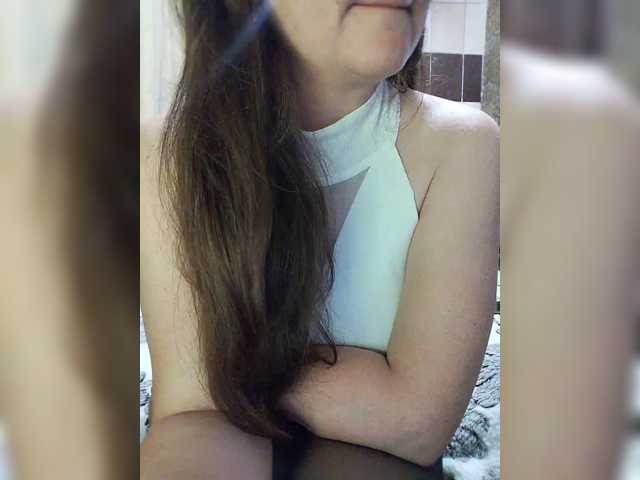 Vikki-vik live cam on BongaCams