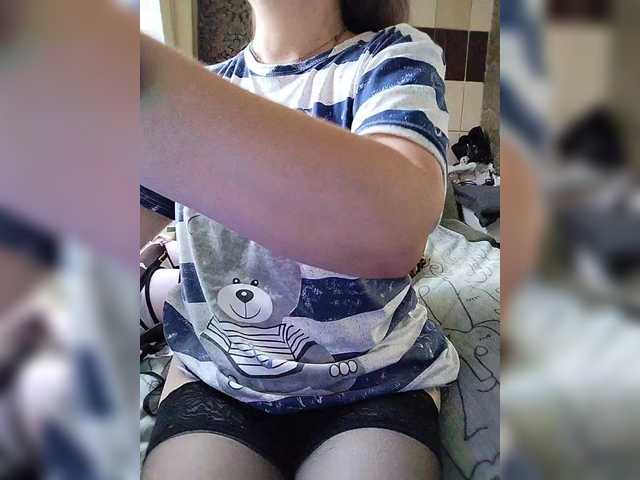Vikki-vik live cam on BongaCams