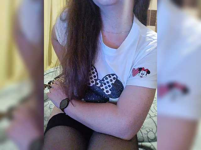 Vikki-vik live cam on BongaCams