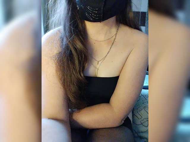 Vikki-vik live cam on BongaCams