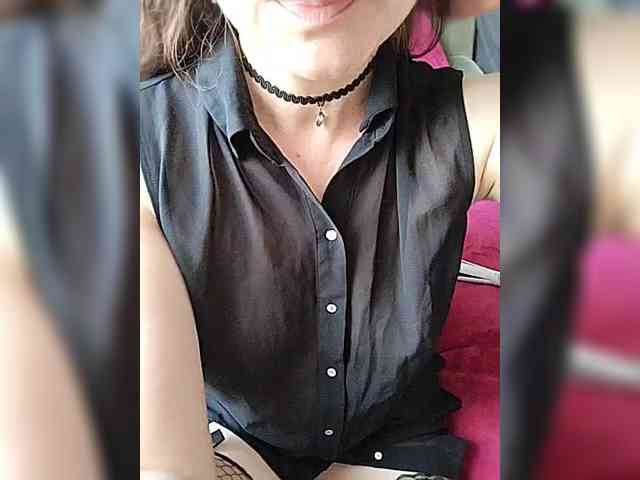 Vikki-vik Sex Cam Show
