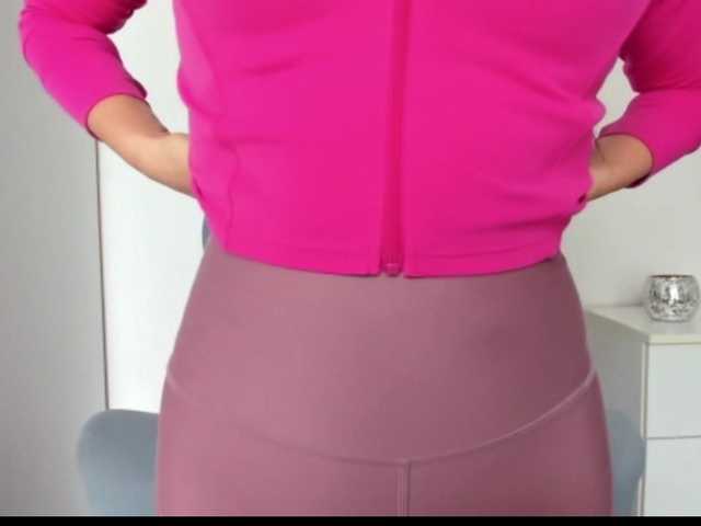 sensuallstella live cam on BongaCams