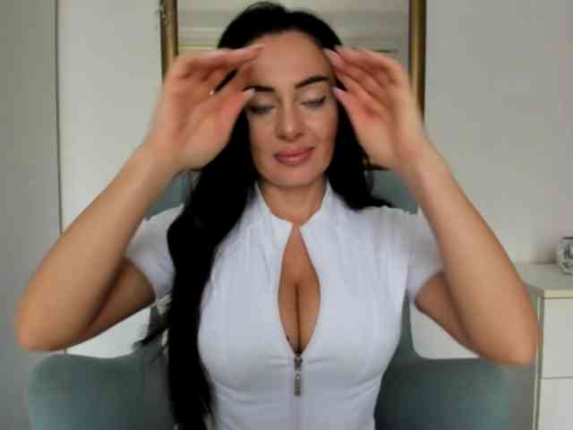 Model: sensuallstella