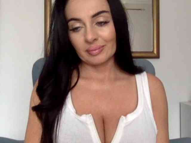 sensuallstella webcam