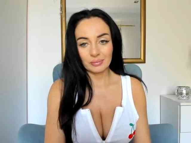 sensuallstella webcam