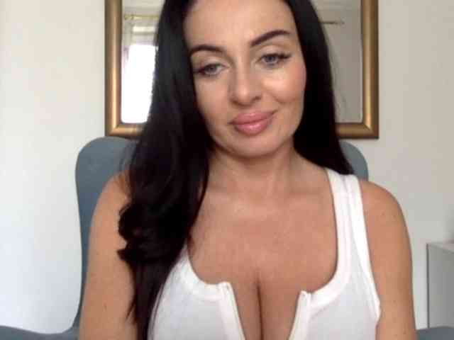 sensuallstella webcam