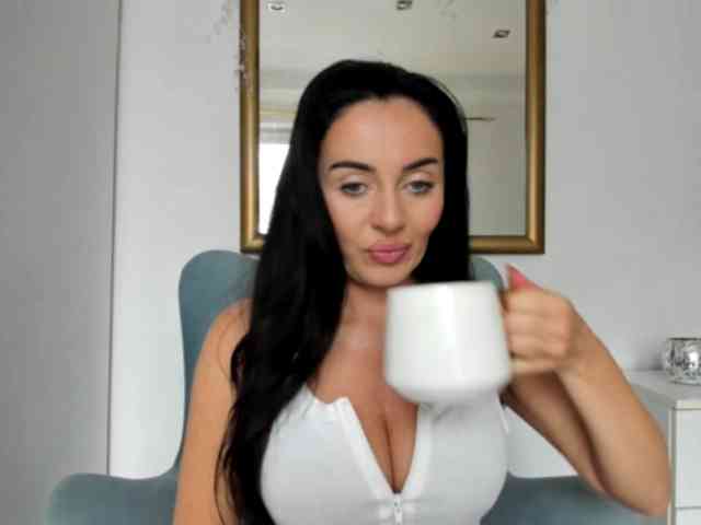 sensuallstella webcam