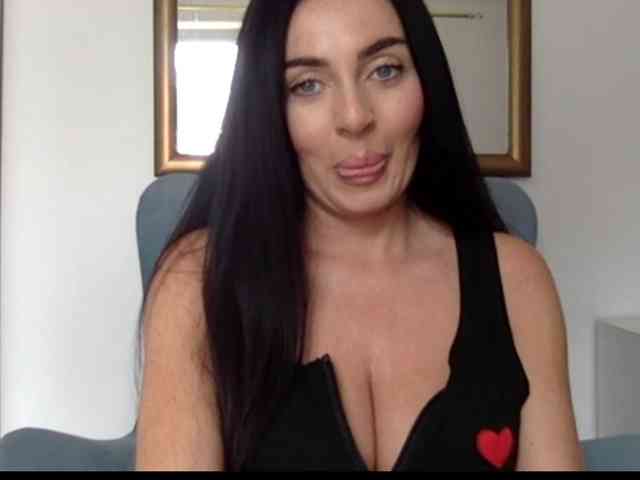 sensuallstella webcam