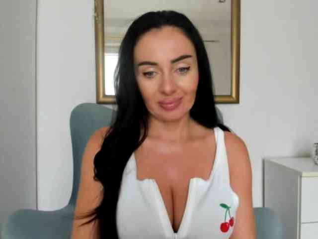 sensuallstella webcam